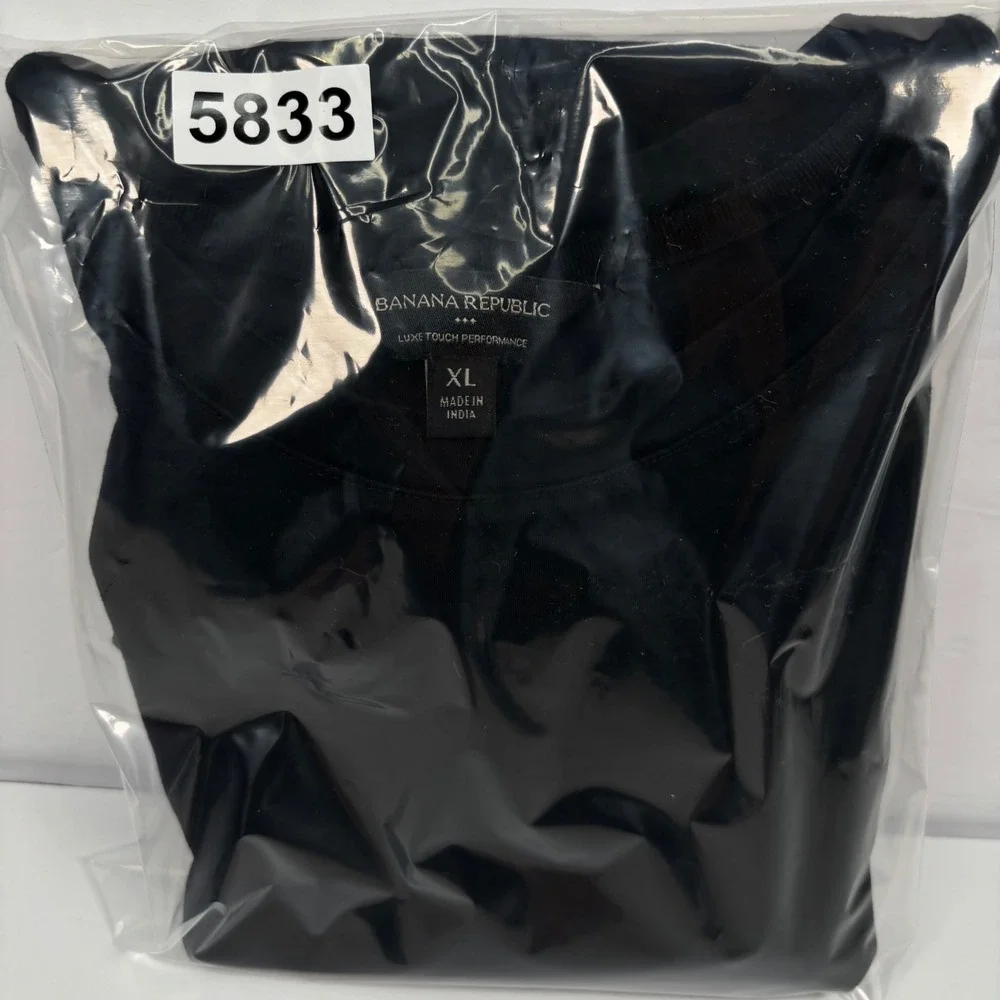 Banana Republic Mens XL T-Shirt Luxe Touch Performance Black Short Sleeve Cotton
